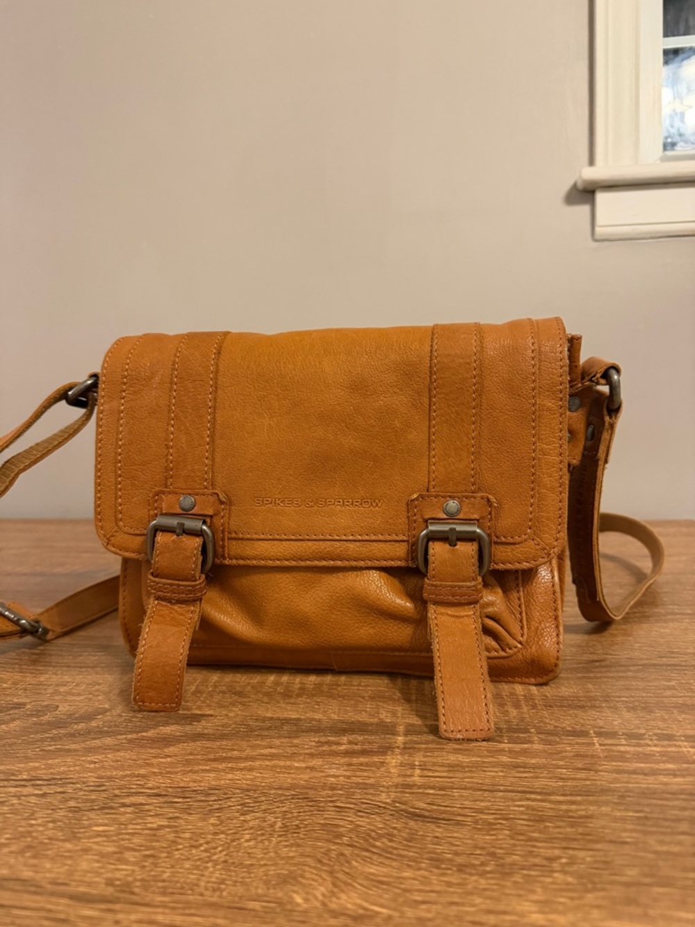 Spikes & Sparrow Tan Leather Crossbody Bag